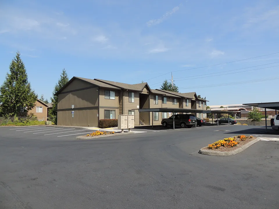 Evergreen Apartments