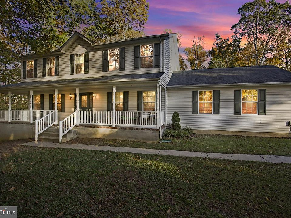 1st image of 27692 Valley Wood Ct