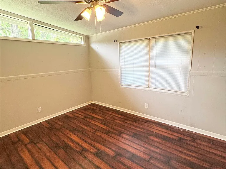 4541 Marseille Dr — Photo 5