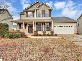 16 Whitethorn Ln, Greenville, SC 29607