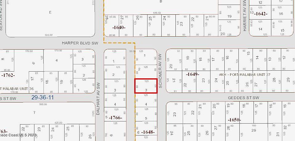 2nd image of 818 Schomer Ave SW