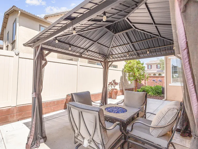 8653 Bay Laurel St — Photo 24