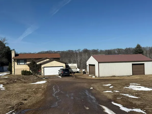 26244 Rum River Dr NW, Isanti, MN 55040
