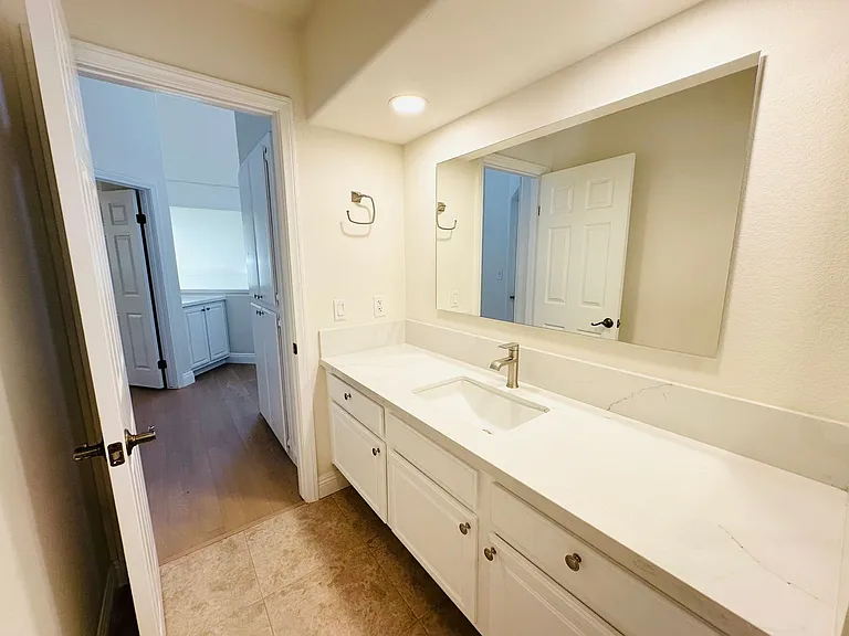 6635 Soaring Dr — Photo 48