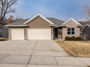 1160 Ryan Cir, Coralville, IA 52241