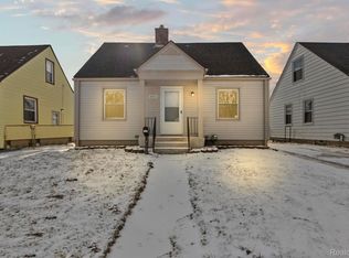 34061 Richard St, Wayne, MI 48184