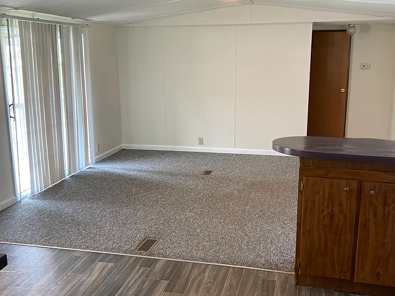 7 Lakewood Ct — Photo 10