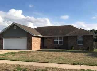 392 E Whitethorn Dr, Republic, MO 65738