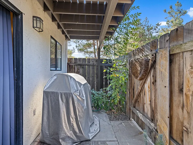 2648 Alpine Blvd #A — Photo 19