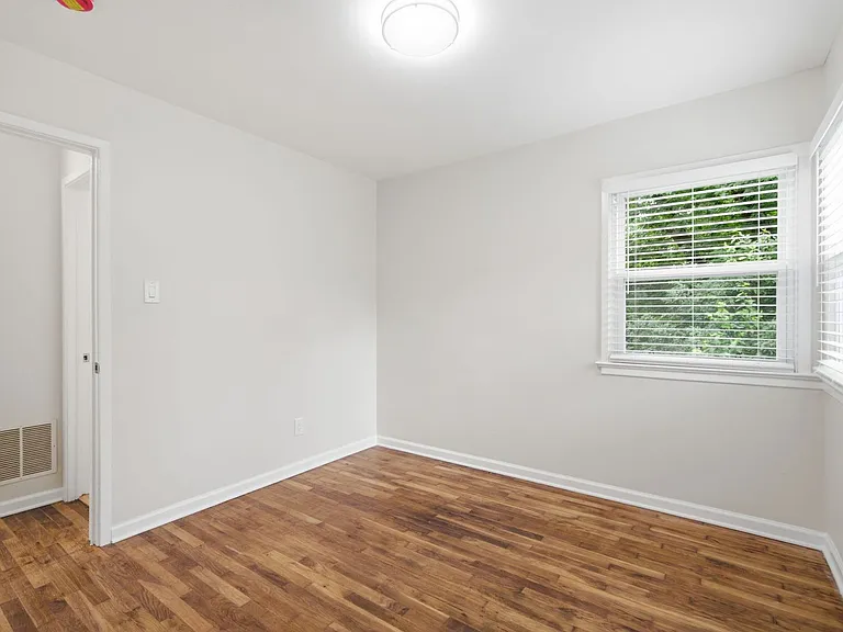 18 Grandin Cir — Photo 19
