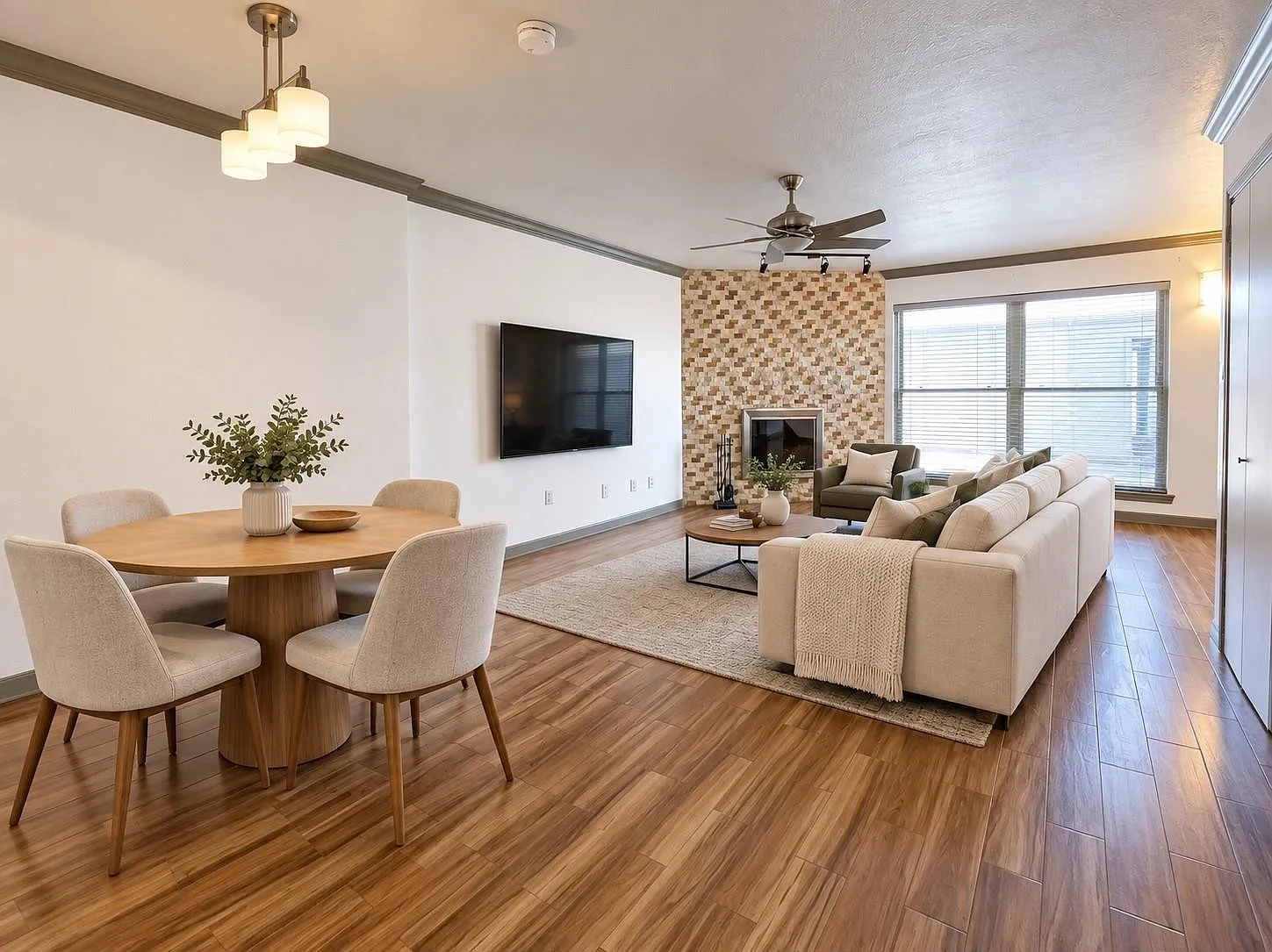 2 bed, 2.5 bath, 1364 sqft, $1,900 — Photo 1