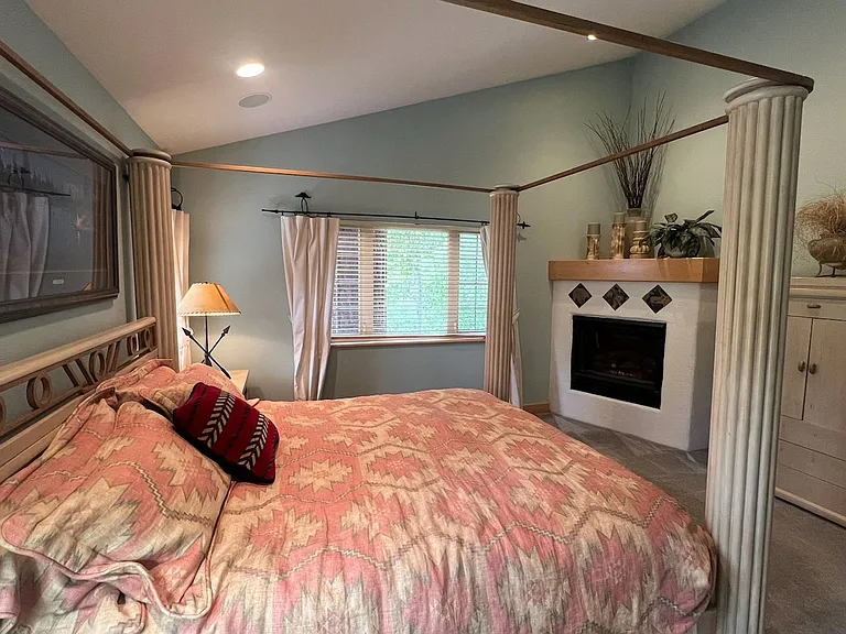 265 Deer Ct — Photo 11