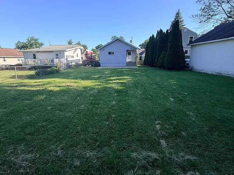 4912 Laurel Ave — Photo 44