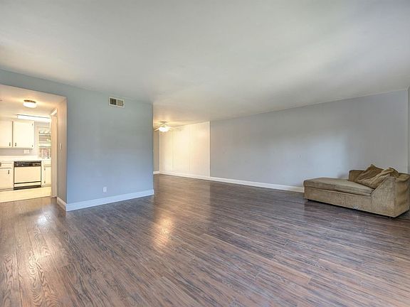 4th image of 6035 Via Casitas