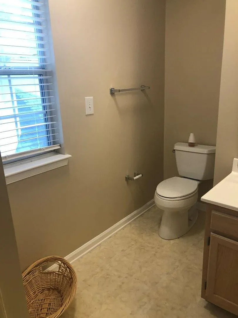 820 E. Willow Point Place, Newport News - Available NOW — Photo 2