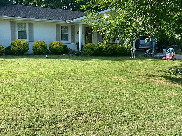 105 Glen Hills Pl, Central City, KY 42330