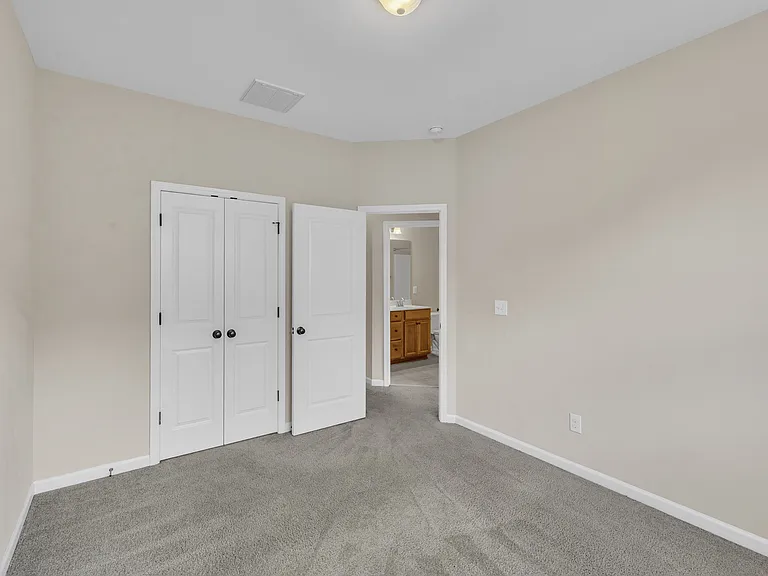 1333 Alemany St — Photo 31