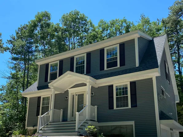 12 Patriots Way, Ossipee, NH 03814