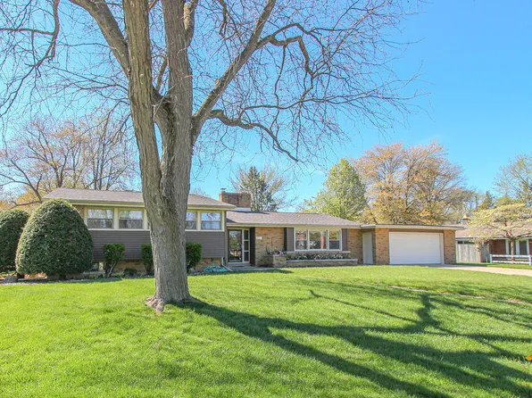 305 Garrettson Ave, Michigan City, IN 46360