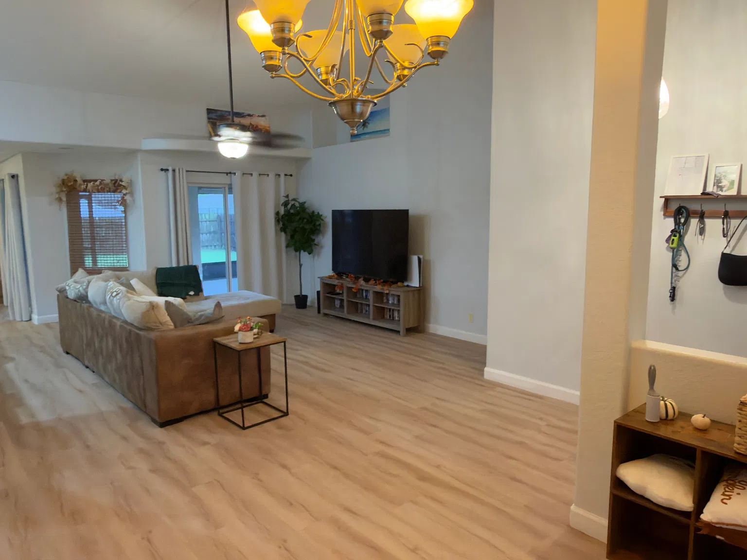 4 bed, 2125 sqft, $2,848 — Photo 4