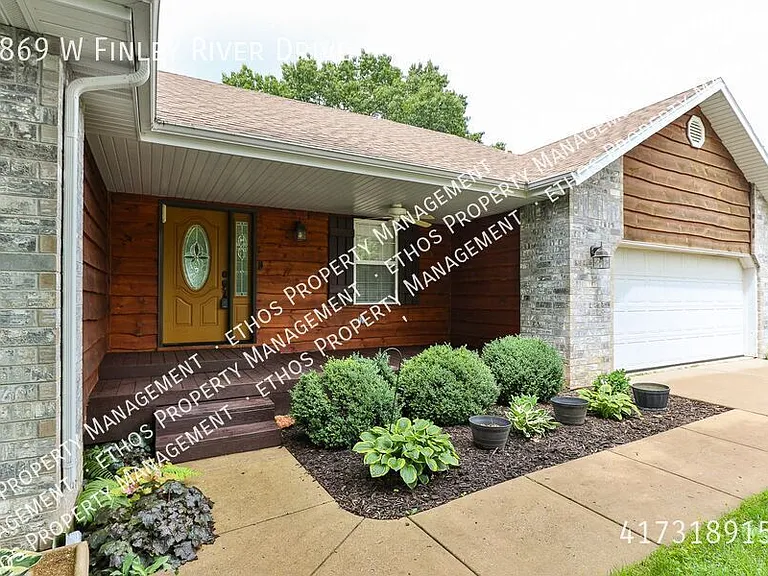 1869 W Finley River Dr — Photo 2