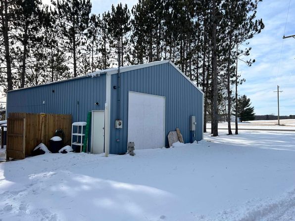 9061 S Lucas Rd, Mc Bain, MI 49657