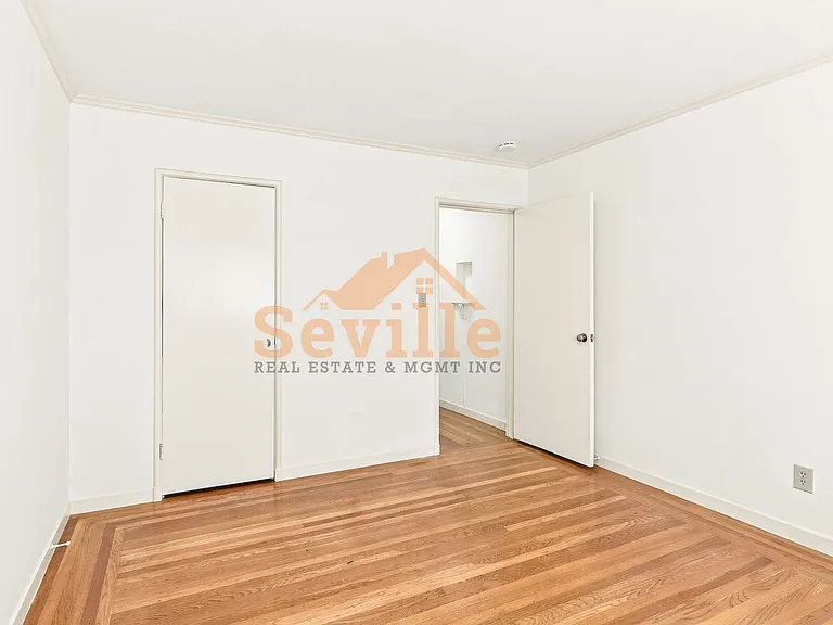 1526 Arch St — Photo 11