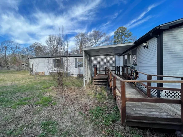 20486 Creekside Dr, Chandler, TX 75758