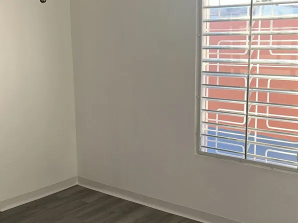 467 Calle Portugal, Carolina, PR