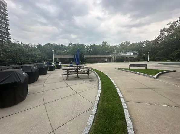 150-38 Union Tnpk image 11 of 15