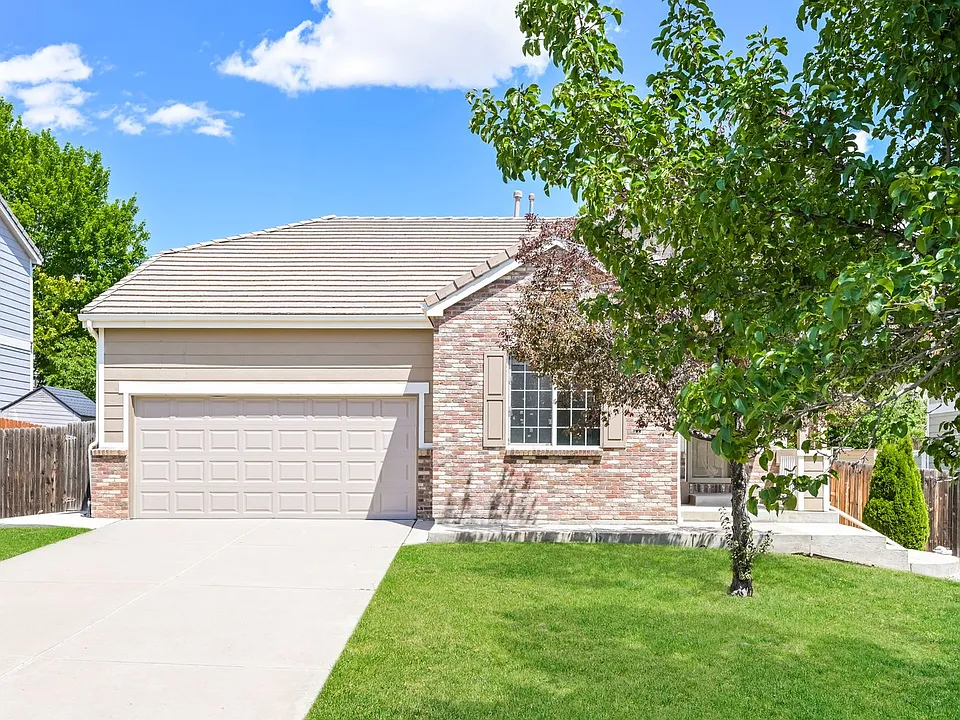 18512 E Harvard Dr