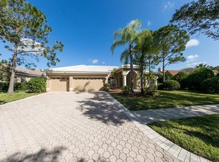 4918 Pointe Cir, Oldsmar, FL 34677