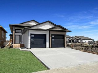 10206 128th Ave #A, Grande Prairie, AB T8V 6T1