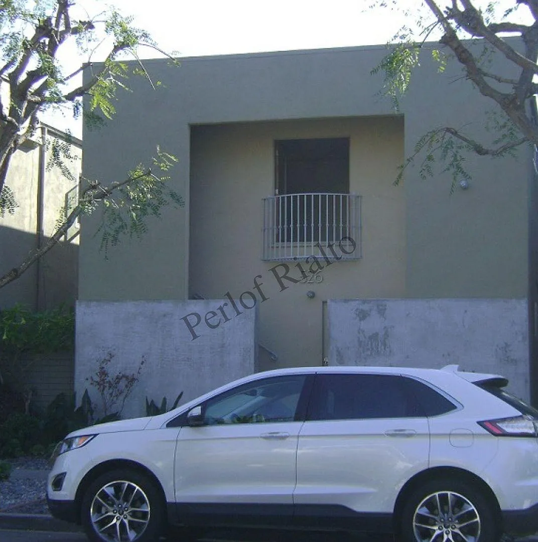 526 Rialto Ave — Photo 1