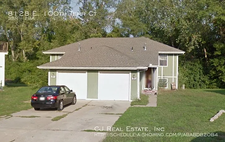 8128 E 100th Ct