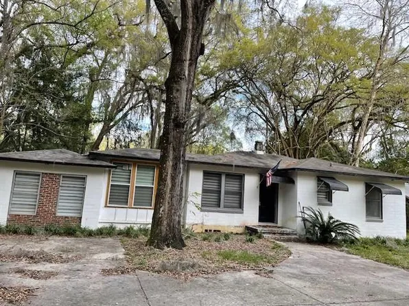 203 NW 25th St, Gainesville, FL 32607