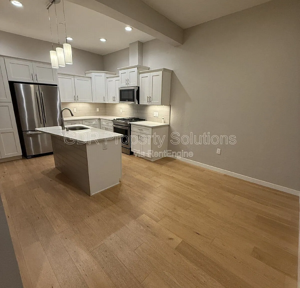 2 bed, 2.0 bath, 1153 sqft, $1,800 — Photo 4