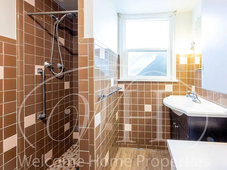 427 SW Bade Ave — Photo 11