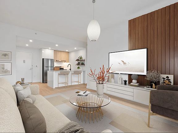 4th image of 827 Sterling Pl #7A