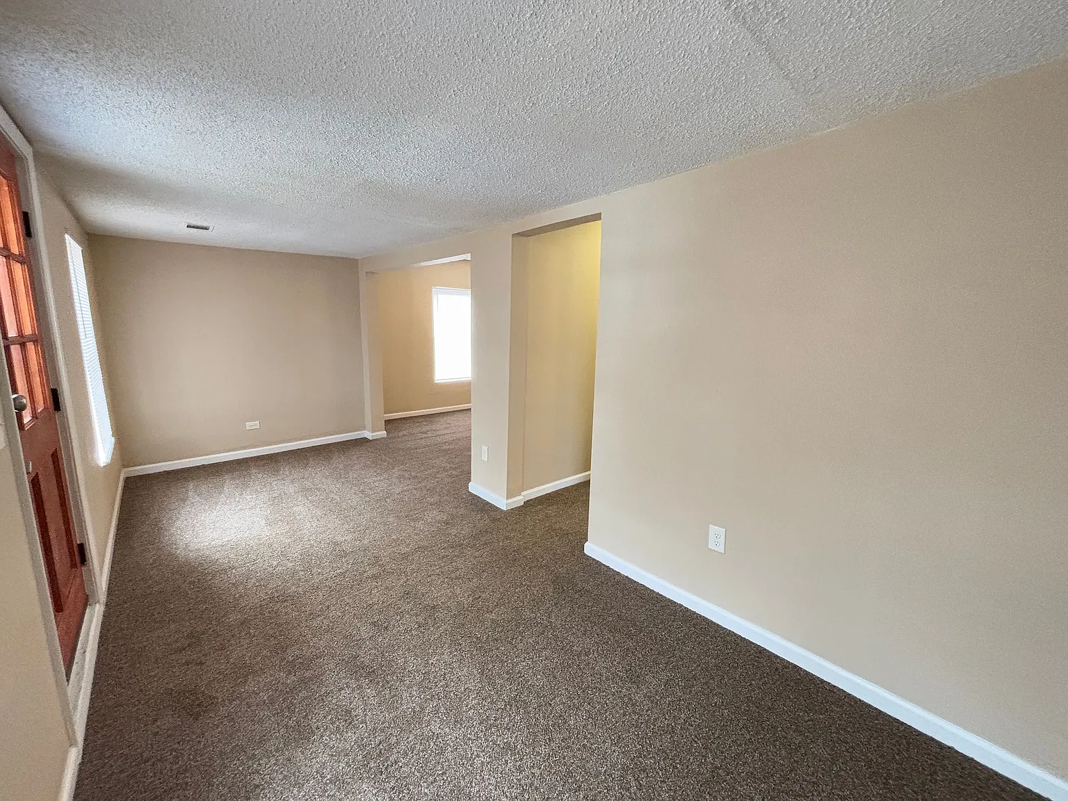 4220 Zion St — Photo 4