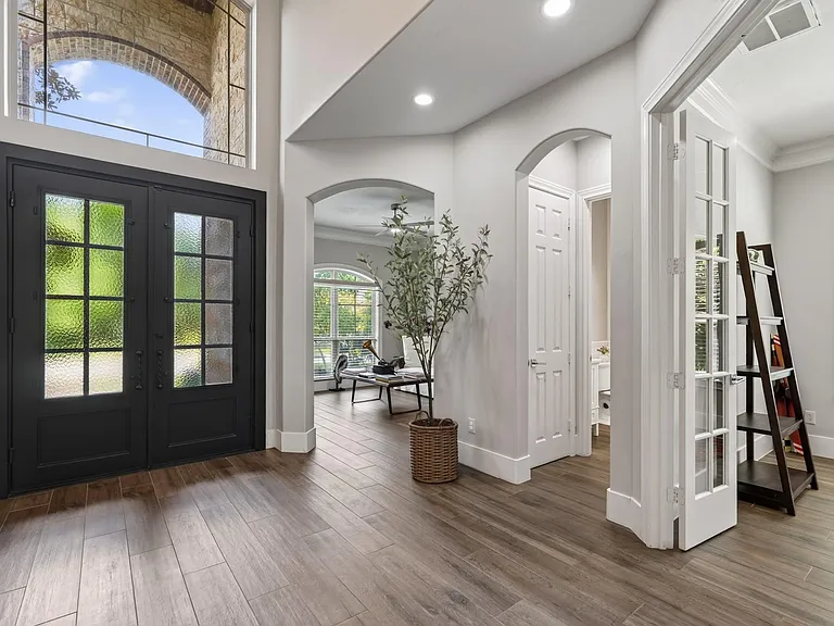 110 S Veilwood Cir — Photo 30