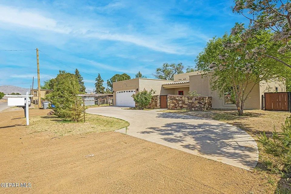 1st image of 710 Mamie Rd