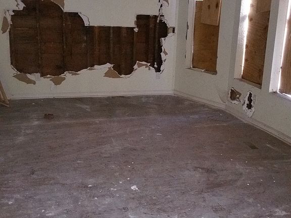 5th image of 3312 Prospect Ave