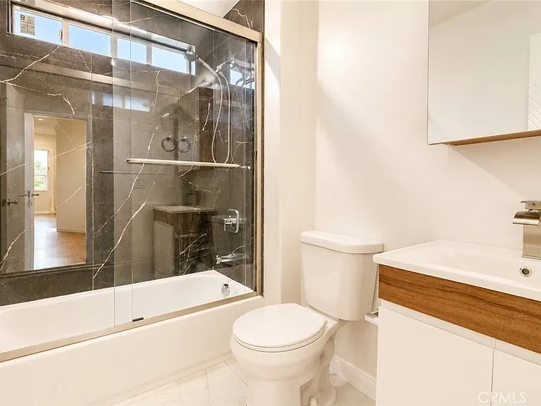 14433 Buvan Ct — Photo 12