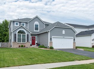 1592 Amaryllis Dr, Romeoville, IL 60446