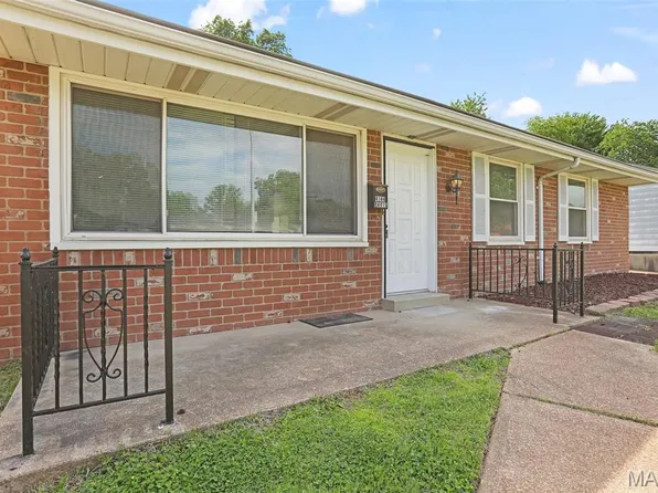 4144 Davis St, Saint Louis, MO 63123