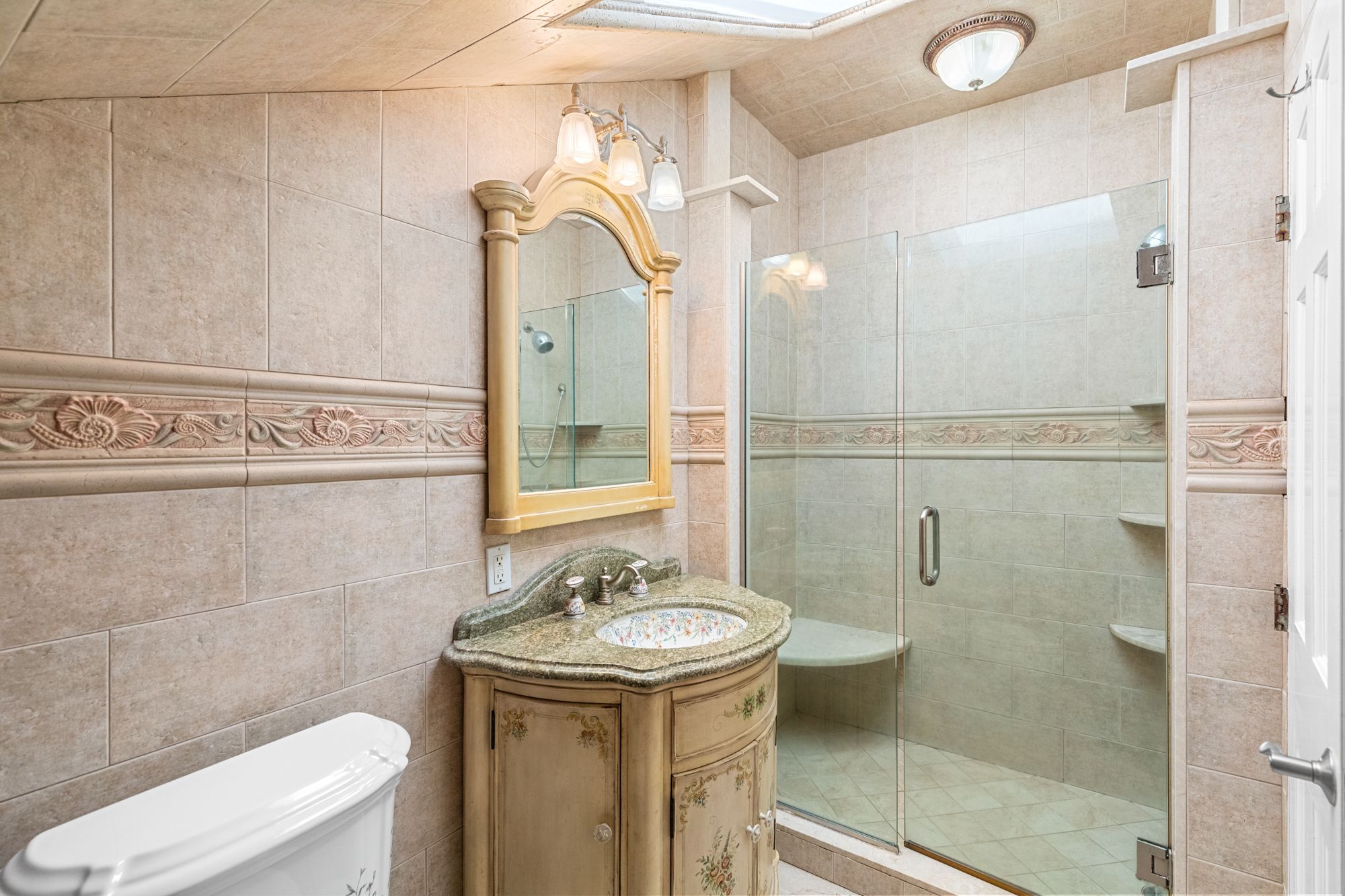 16 Red Bridge Rd, Center Moriches, NY 11934 Out East