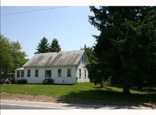 1976 Flat River Rd, Coventry, RI 02816