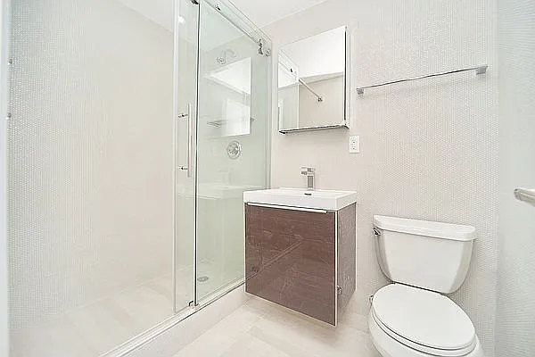 Rented by Living New York | media 12