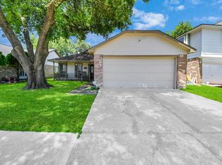 11031 Kirkmead Dr, Houston, TX 77089